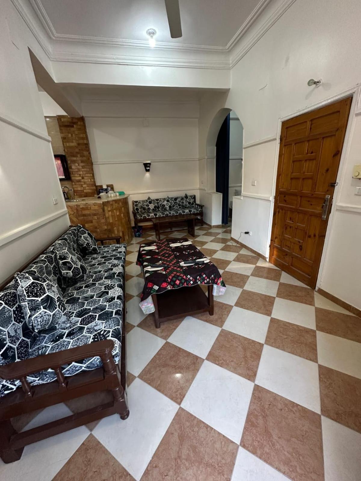 Tara Apartment *